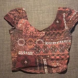 Crop top